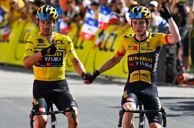Chefe da Jumbo Visma não se cala, sobre rumores da saída de Primoz Roglic 2 girodociclismo.com.br jonas vingegaard abre o jogo sobre parceria com primoz roglic image