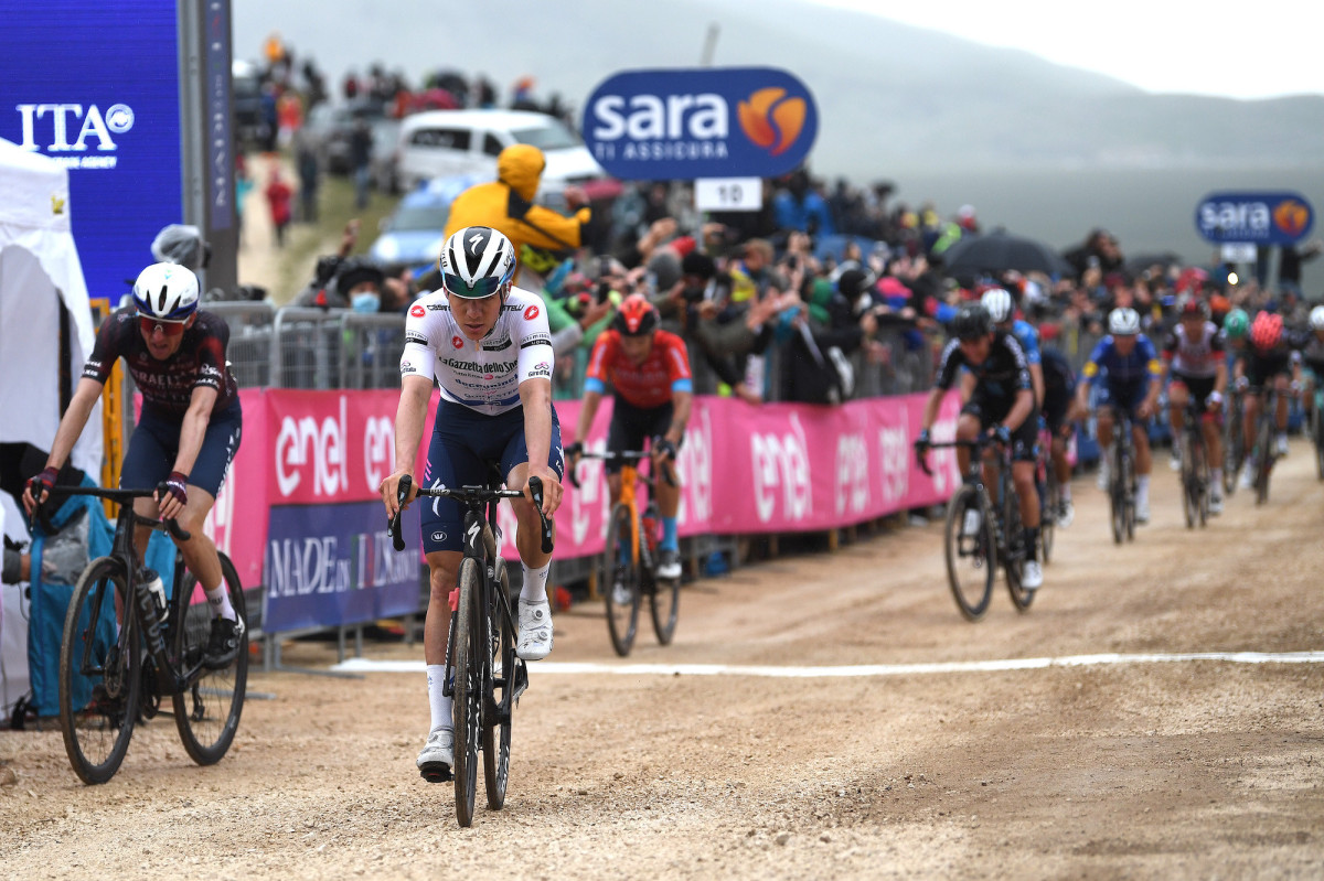 girodociclismo.com.br remco evenepoel junta se ao chefe da jumbo visma e tambem critica etapa do tour de france image