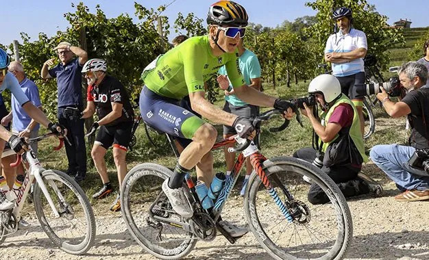 girodociclismo.com.br campeao mundial de gravel acho que ainda e ciclismo de estrada sobre a 9a etapa do tour de france 2023 image