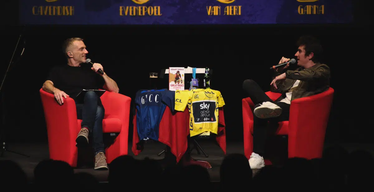 Geraint Thomas lota teatro para gravação de Podcast, público se divertiu com performance do britânico; assista o vídeo 1 girodociclismo.com.br geraint thomas lota teatro para gravacao de podcast image