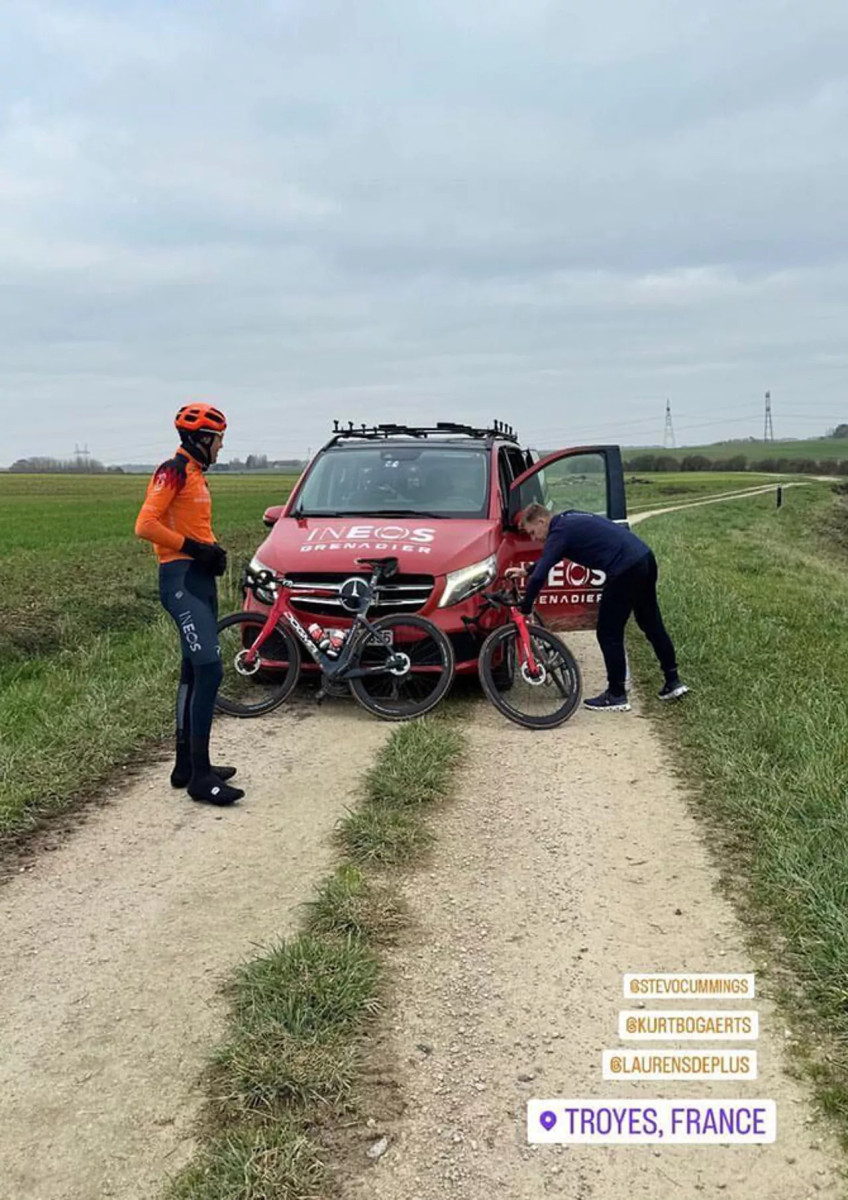 girodociclismo.com.br tour de france 2024 tom pidcock e laurens de plus foram reconhecer polemica 9a etapa image 1