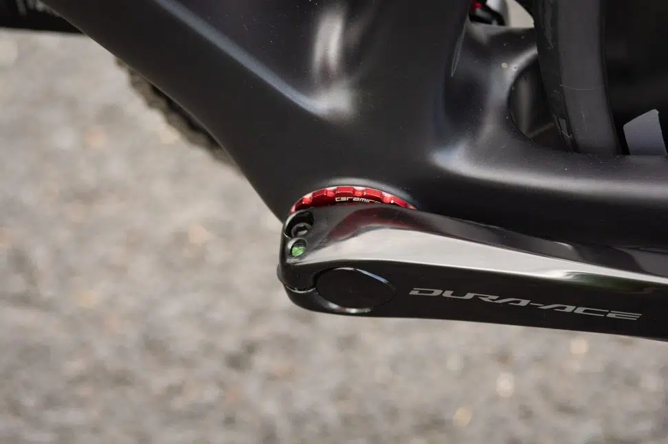 Colnago V4Rs, conheça a bicicleta que Tadej Pogacar utilizou no Tour de France 2023 9 girodociclismo.com.br colnago v4rs conheca a bicicleta que tadej pogacar utilizou no tour de france 2023 image 7
