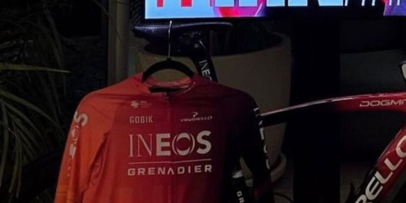 girodociclismo.com.br egan bernal revela acidentalmente novo uniforme da ineos grenadiers image