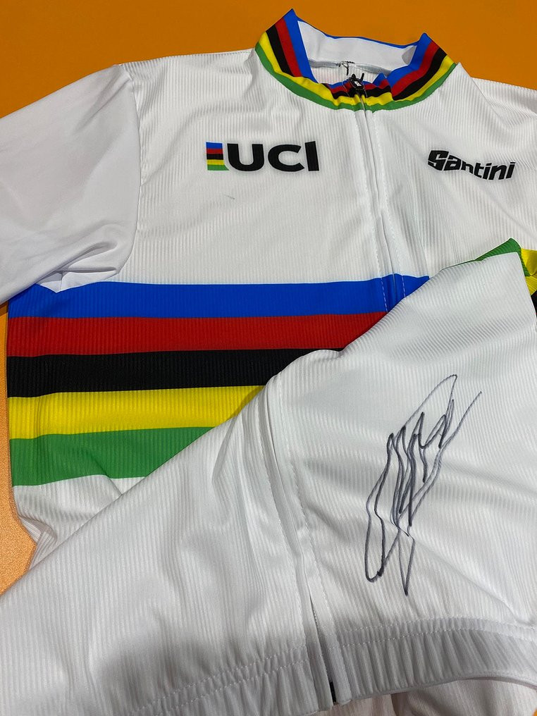 girodociclismo.com.br mathieu van der poel e annemiek van vleuten leiloam suas camisas de campeoes mundiais confira o valor atual image 2