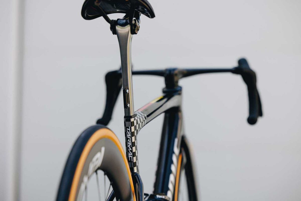 girodociclismo.com.br s works tarmac sl8 conheca a bicicleta que remco evenepoel utilizou na vuelta a espana 2023 image 2