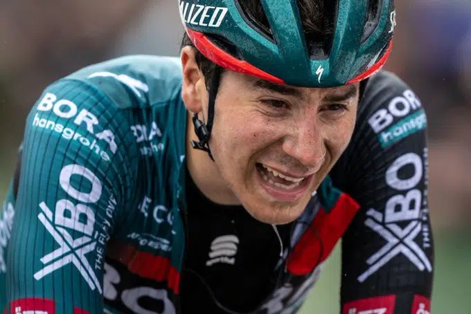 Transferência de Cian Uijdtdebroeks para a Visma-Lease a Bike sob investigação pela UCI 2 girodociclismo.com.br transferencia de cian uijdtdebroeks para a visma lease a bike sob investigacao pela uci image 1