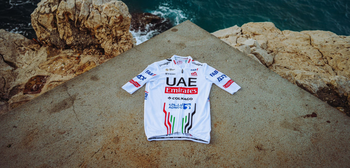 girodociclismo.com.br uae team emirates apresenta nova camisa para 2024 image 1