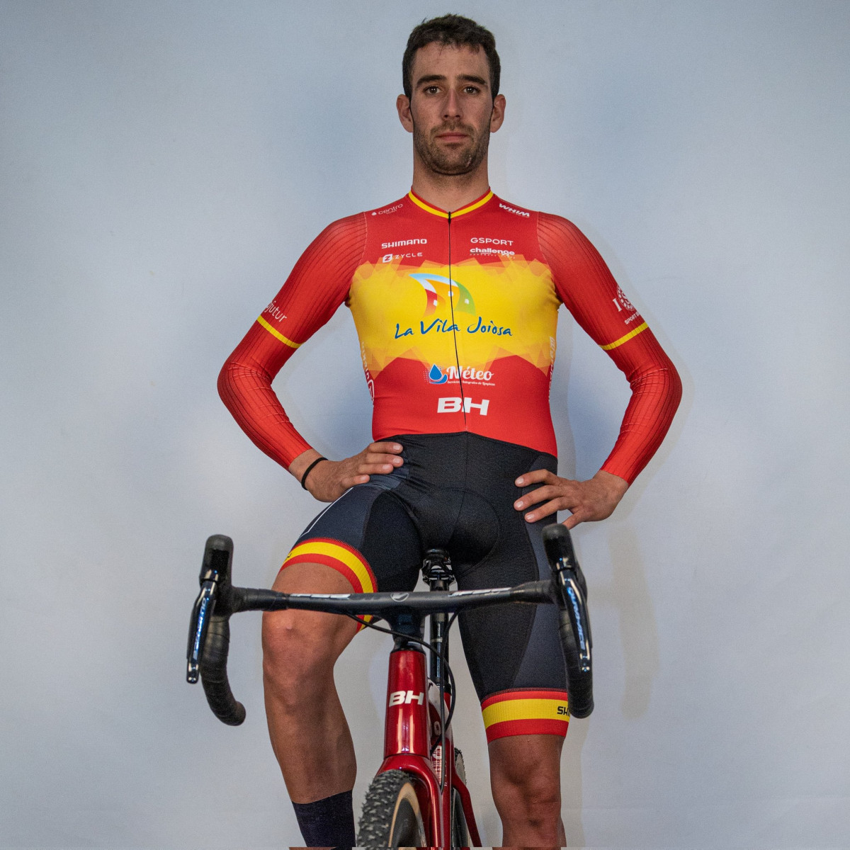 girodociclismo.com.br campeao espanhol monta equipe com nome de sua cidade apos saida da burgos bh felipe orts