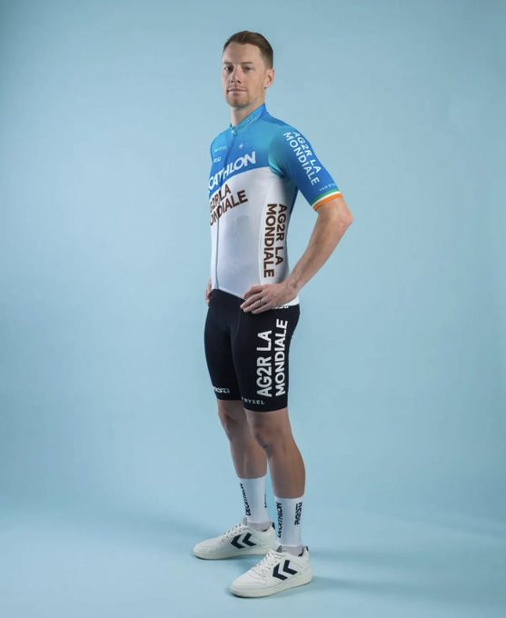 girodociclismo.com.br confira todas as novas camisas do world tour para 2024 image 6