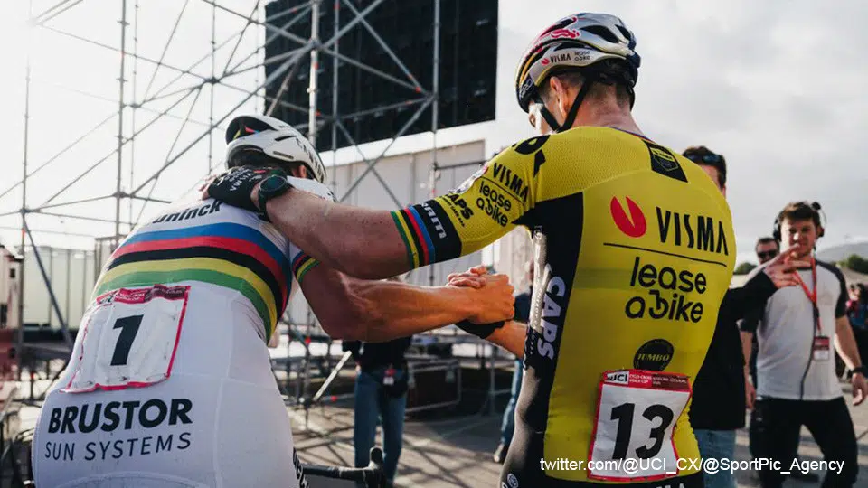 Copa do Mundo de Benidorm 2024: Wout Van Aert encerra série de vitórias de Mathieu Van der Poel, confira os resultados e o vídeo da chegada 3 girodociclismo.com.br copa do mundo de benidorm 2024 wout van aert vence apos superar queda no final confira os resultados e o video da chegada image 2