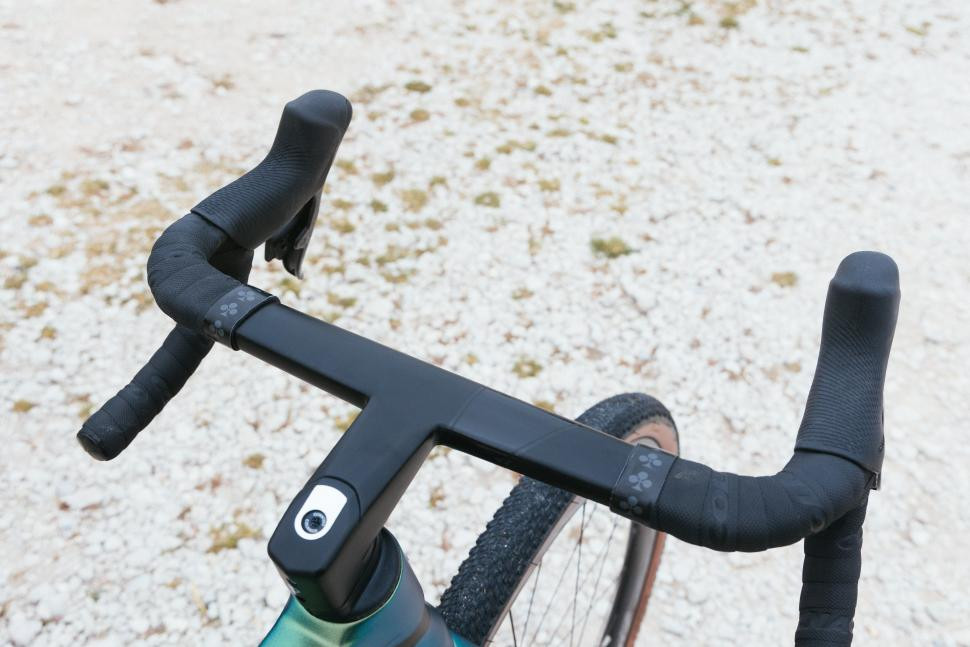 girodociclismo.com.br colnago lanca a colnago c68 a melhor bicicleta de gravel do mundo segundo a fabricante image 3
