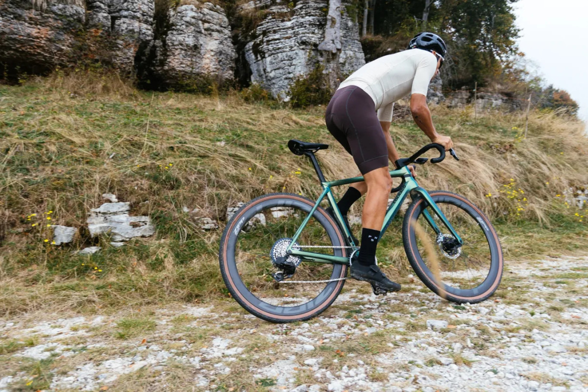 girodociclismo.com.br colnago lanca a colnago c68 a melhor bicicleta de gravel do mundo segundo a fabricante image 4