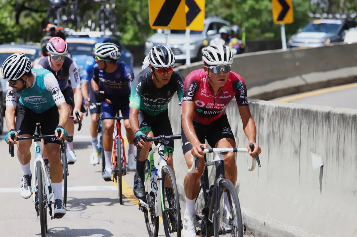 Tour Colômbia: Richard Carapaz vence etapa rainha em duelo de escaladores; confira os resultados e assista a chegada 1 girodociclismo.com.br tour colombia richard carapaz vence etapa rainha em duelo de escaladores confira os resultados e assista a chegada image