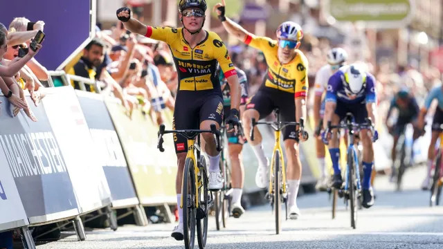 girodociclismo.com.br wout van aert ainda nao recebeu premiacao de prova do world tour de 2023 image