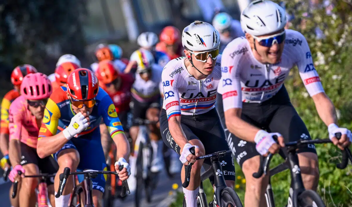 Gregário de Tadej Pogacar revela o que deu errado na Milan-San Remo "Pogacar cogitou um ataque solo" 2 girodociclismo.com.br gregario de tadej pogacar revela o que deu errado na milan san remo isso nao e videogame image