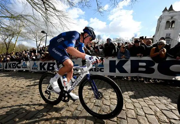Jovem da Groupama FDJ revela como foi andar com Mathieu Van der Poel: "foi um inferno na bicicleta" 3 girodociclismo.com.br jovem da groupama fdj revela como foi andar com mathieu van der poel foi um inferno na bicicleta image 1