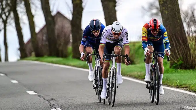 Jovem da Groupama FDJ revela como foi andar com Mathieu Van der Poel: "foi um inferno na bicicleta" 2 girodociclismo.com.br jovem da groupama fdj revela como foi andar com mathieu van der poel foi um inferno na bicicleta image
