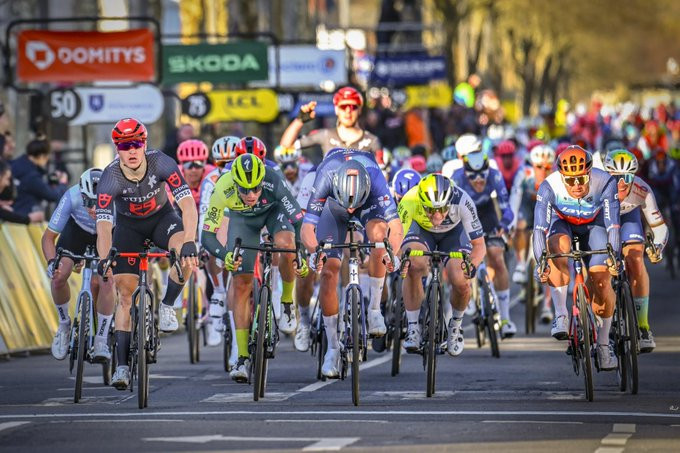 girodociclismo.com.br paris nice arvid de kleijn conquista primeira vitoria no world tour confira os resultados e assista a chegada image