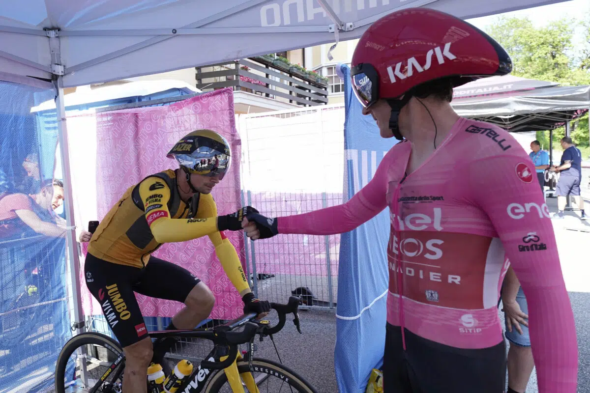 INEOS Grenadiers apresenta equipe para o Giro d'Italia, "seremos agressivos" revela Geraint Thomas 1 girodociclismo.com.br ineos grenadiers apresenta equipe para o giro ditalia seremos agressivos revela geraint thomas image 1