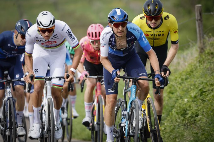 girodociclismo.com.br mathieu van der poel revela que estrategia acabou sendo frustrada na amstel gold race image