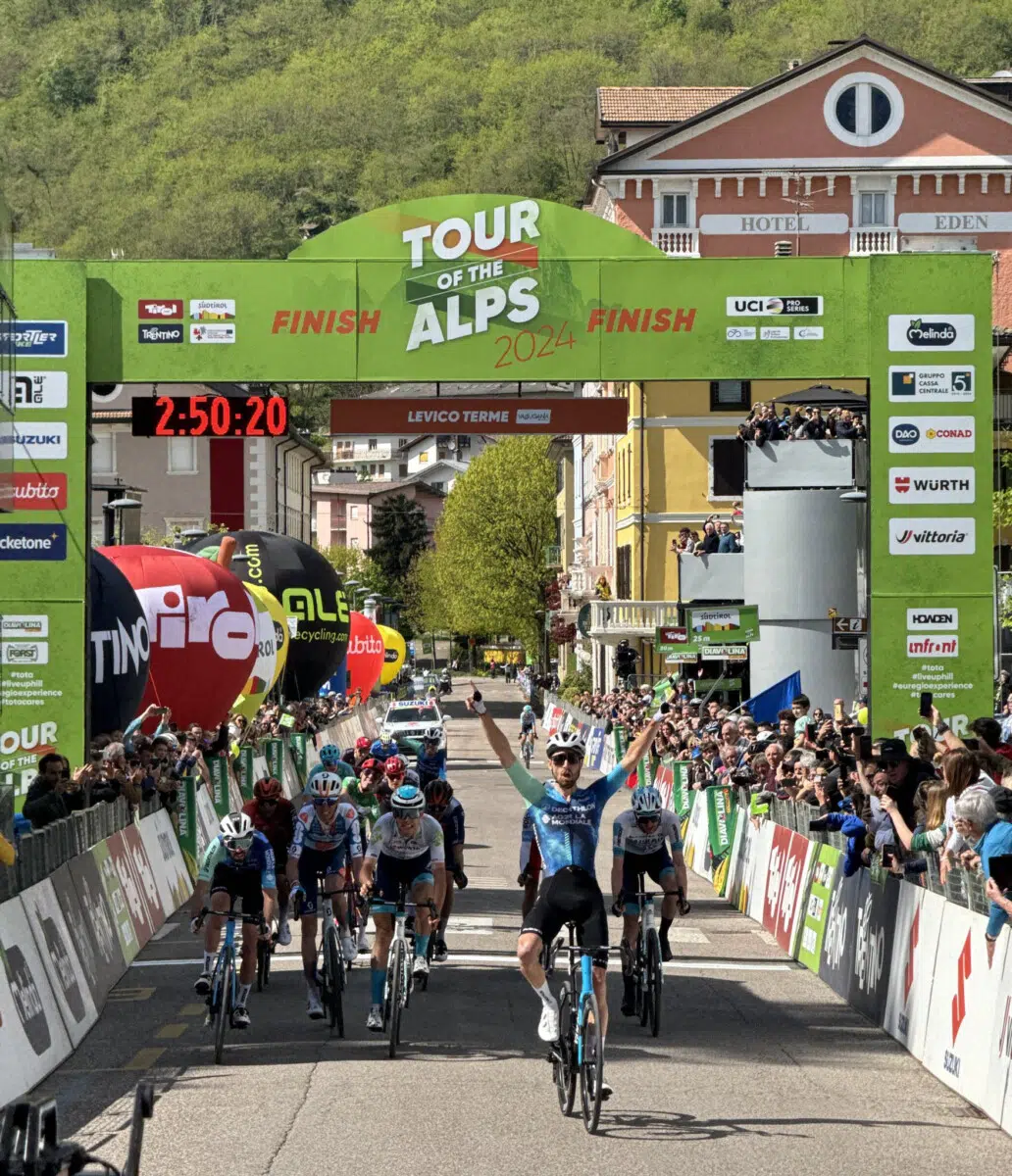 Tour of the Alps: resultados da última etapa com Juan Pedro López vencendo GC e Aurélien Paret-Peintre triunfando na etapa, assista a chegada 2 girodociclismo.com.br tour of the alps resultados da ultima etapa com juan pedro lopez vencendo gc e aurelien paret peintre triunfando na etapa assista a chegada image 4