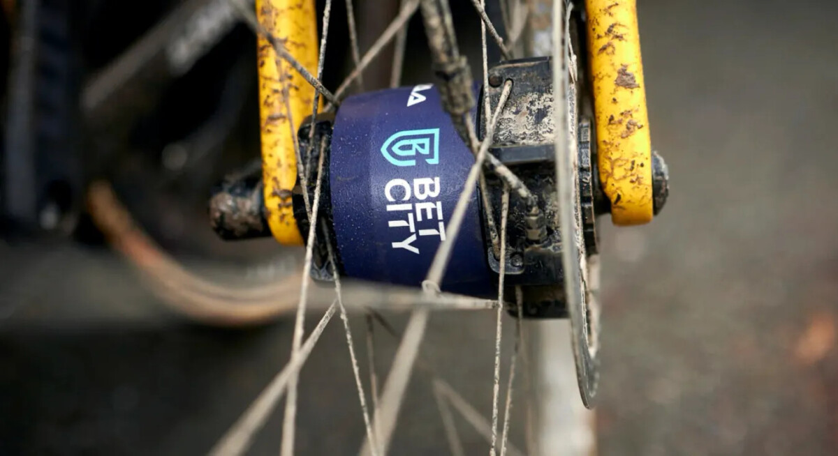 girodociclismo.com.br visma lease a bike confirma que nao utilizara revolucionario sistema que modifica pressao dos pneus durante a paris roubaix image 2
