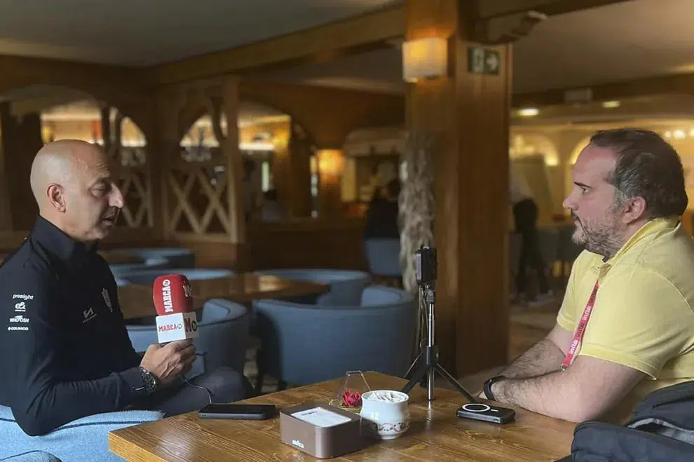 Diretor da UAE Team Emirates não esconde admiração por Tadej Pogacar "ele não é um campeão, é um líder" 1 girodociclismo.com.br diretor da uae team emirates nao esconde admiracao por tadej pogacar ele nao e um campeao e um lider image 1