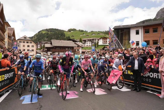 Diretor da UAE Team Emirates responde à Alberto Contador sobre Tadej Pogacar na Vuelta a España 2 girodociclismo.com.br diretor da uae team emirates responde a alberto contador sobre tadej pogacar na vuelta a espana image 5