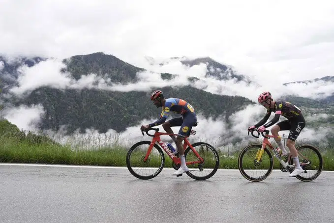 Giro d’Italia: resultados da 17ª etapa, Georg Steinhauser vence após fuga de 33km, assista a chegada 2 girodociclismo.com.br giro ditalia resultados da 17a etapa tadej pogacar vence pela 5a vez assista a chegada image 2