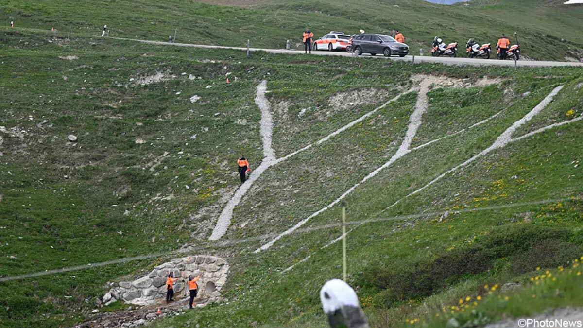girodociclismo.com.br tour de suisse prestara diversas homenagens a ciclista falecido em 2023 numero 44 sera retirado do programa image 1