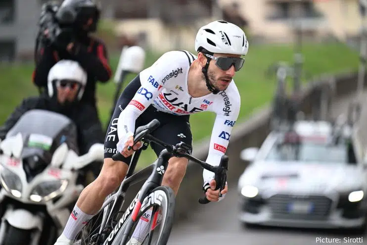 UAE Team Emirates revela equipe para a Vuelta a España, João Almeida líder, Juan Ayuso fora e uma surpresa 2 girodociclismo.com.br adam yates e enfatico tadej pogacar e o melhor do mundo quando ataca abre 2 minutos image 7