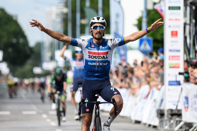 girodociclismo.com.br julian alaphilippe vence a 3a etapa do tour da eslovaquia confira os resultados e assista a chegada image 2