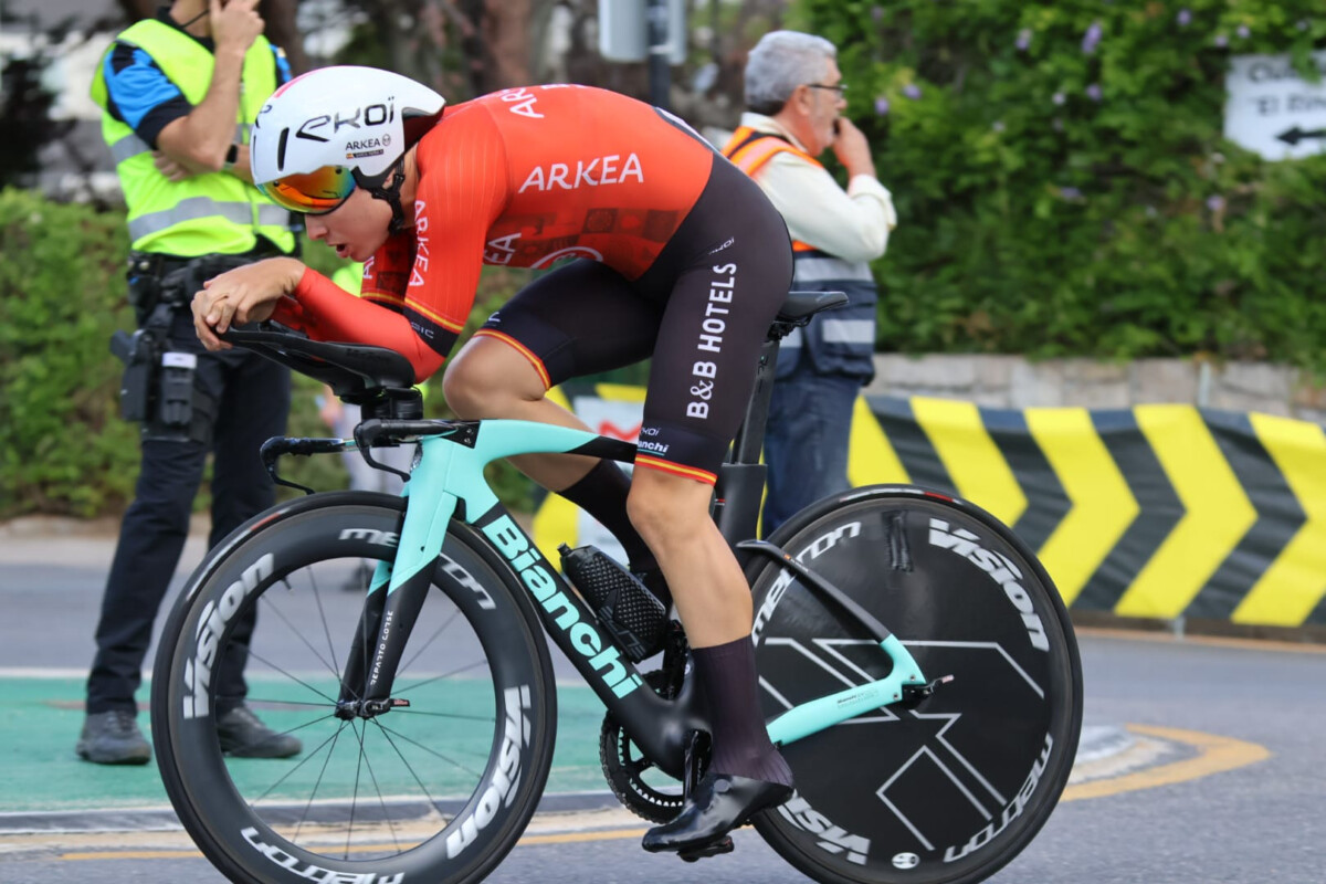 girodociclismo.com.br surpresa no campeonato espanhol ciclista de 35 anos vence pela 1a vez contrarrelogio confira os resultados image 3