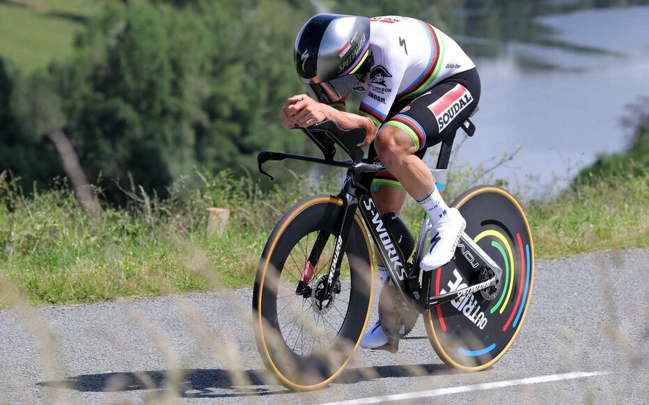 girodociclismo.com.br tadej pogacar e quase inatingivel afirma remco evenepoel ao revelar objetivos para o tour de france assista o video image 1