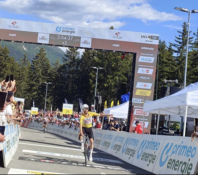 girodociclismo.com.br tour de suisse resultados da 5a etapa adam yates vence com show de joao almeida assista a chegada image 1