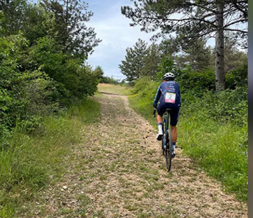 girodociclismo.com.br gregario de jonas vingegaard realizou pequeno treino de gravel e revela temos uma equipe forte para a etapa de cascalho image 1