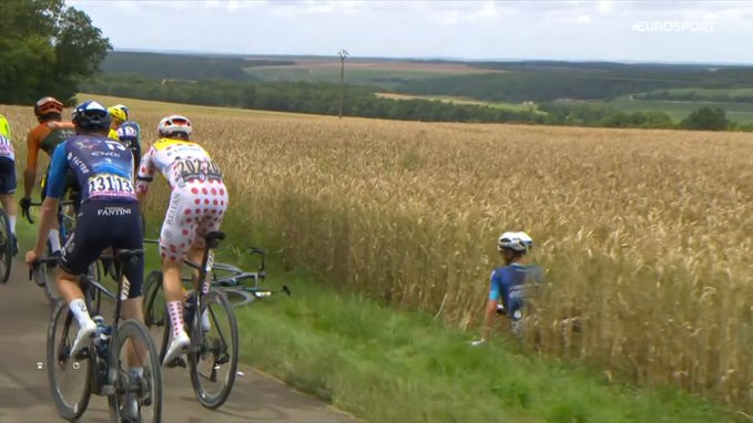 girodociclismo.com.br jonas vingegaard nao deixa se levar ele estaa esperando seu momento afirma egan bernal image 4