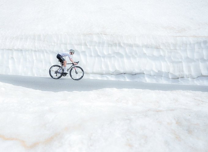 girodociclismo.com.br peso de tadej pogacar foi decisivo no ataque a jonas vingegaard revela diretor esportivo da visma lease a bike image 1