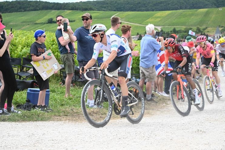 girodociclismo.com.br remco evenepoel nao esconde seu entusiasmo o verdadeiro tour de france comeca no sabado assista a entrevista image 2