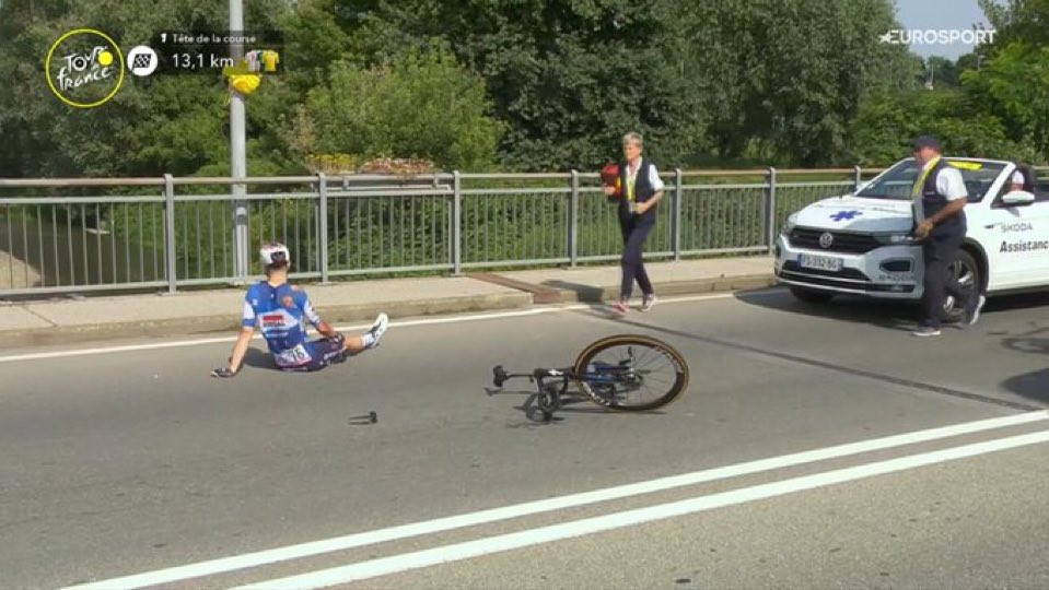 girodociclismo.com.br remco evenepoel perde importante gregario ciclista sofre fratura em queda image 1