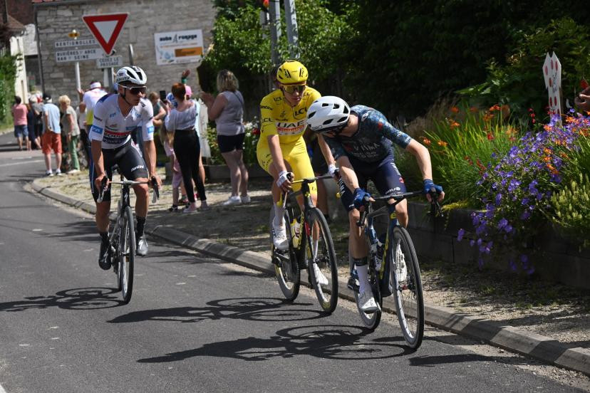 girodociclismo.com.br remco evenepoel tambem critica jonas vingegaard jonas vingegaard nao teve coragem image 3