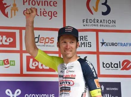 "Tadej Pogacar é o melhor sempre" comentarista belga evita comparação com Lance Armstrong 1 girodociclismo.com.br tadej pogacar e o melhor sempre comentarista belga refuta qualquer comparacao com lance armstrong image