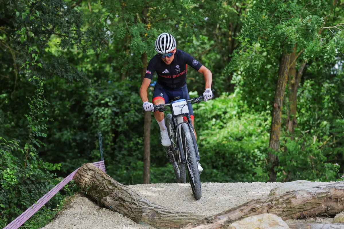 girodociclismo.com.br tom pidcock da forte declaracao sobre percurso dos jogos olimpicos isso nao e mountain bike assista o video image 1