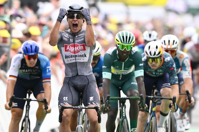 girodociclismo.com.br tour de france resultados da 10a etapa jasper philipsen bate sprint e vence etapa assista a chegada jasper philipsen tour chegada