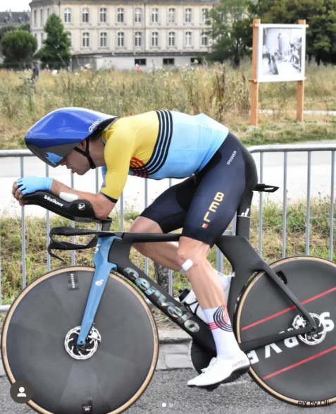 girodociclismo.com.br wout van aert e flagrado com 2 rodas fechadas em treino para o contrarrelogio dos jogos olimpicos image 1