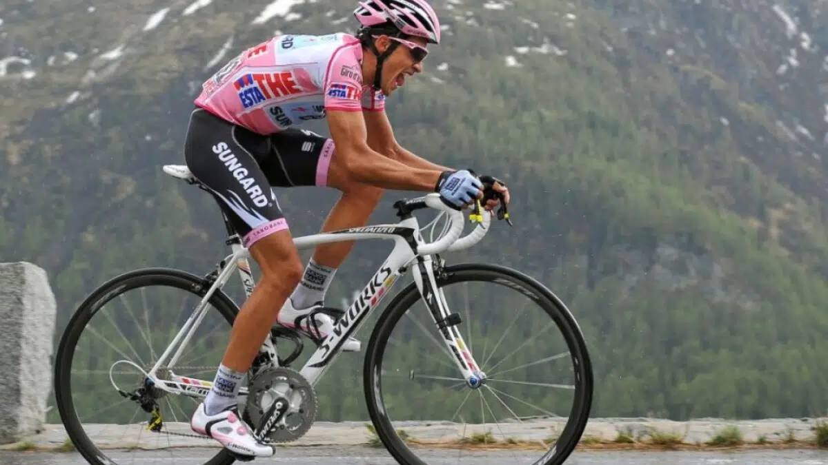 Cadência no Ciclismo: nem sempre altas cadências são mais eficientes revela estudo científico 1 girodociclismo.com.br cadencia no ciclismo nem sempre uma alta cadencia pode ser mais eficiente revela estudo cientifico alberto contador giro 2011