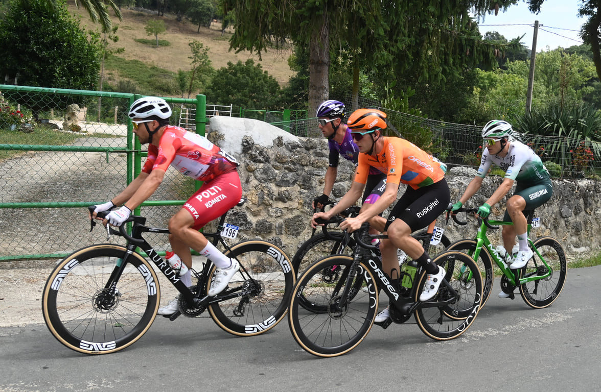 girodociclismo.com.br vuelta a burgos resultados da 2a etapa caleb ewan bate sprint em acidentada etapa assista a chegada image 8