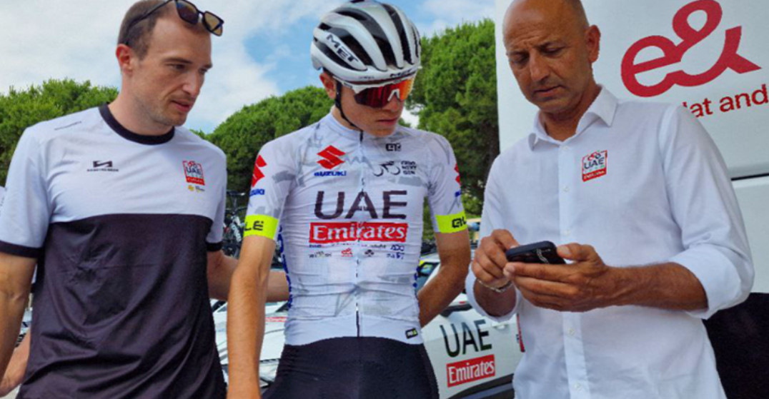 girodociclismo.com.br jovem prodigio da uae team emirates desperta a atencao de alberto contador o que ele esta fazendo e tremendo image