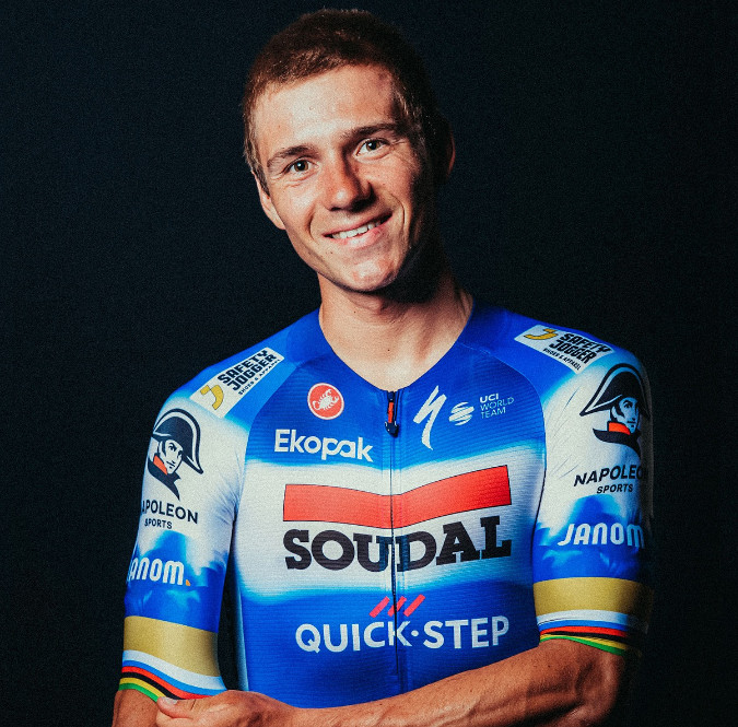 girodociclismo.com.br remco evenepoel revela disputa com uci para utilizacao de uniforme especial tive que lutar bastante por isso mas consegui image 3