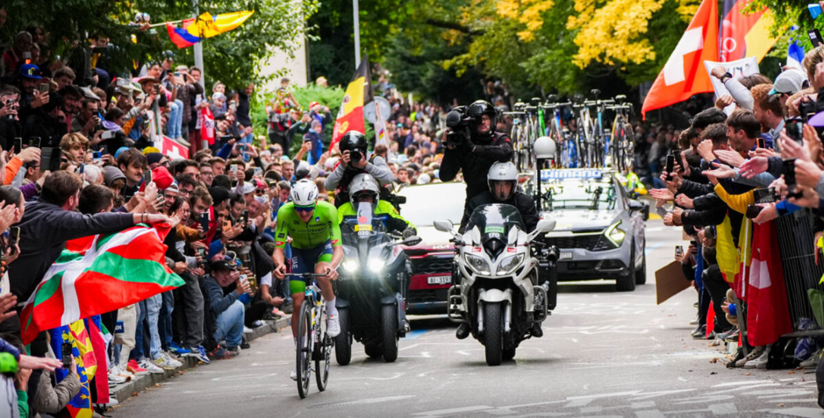 girodociclismo.com.br tadej pogacar quebra 6 recordes durante ataque fulminante no campeonato mundial de ciclismo image 7